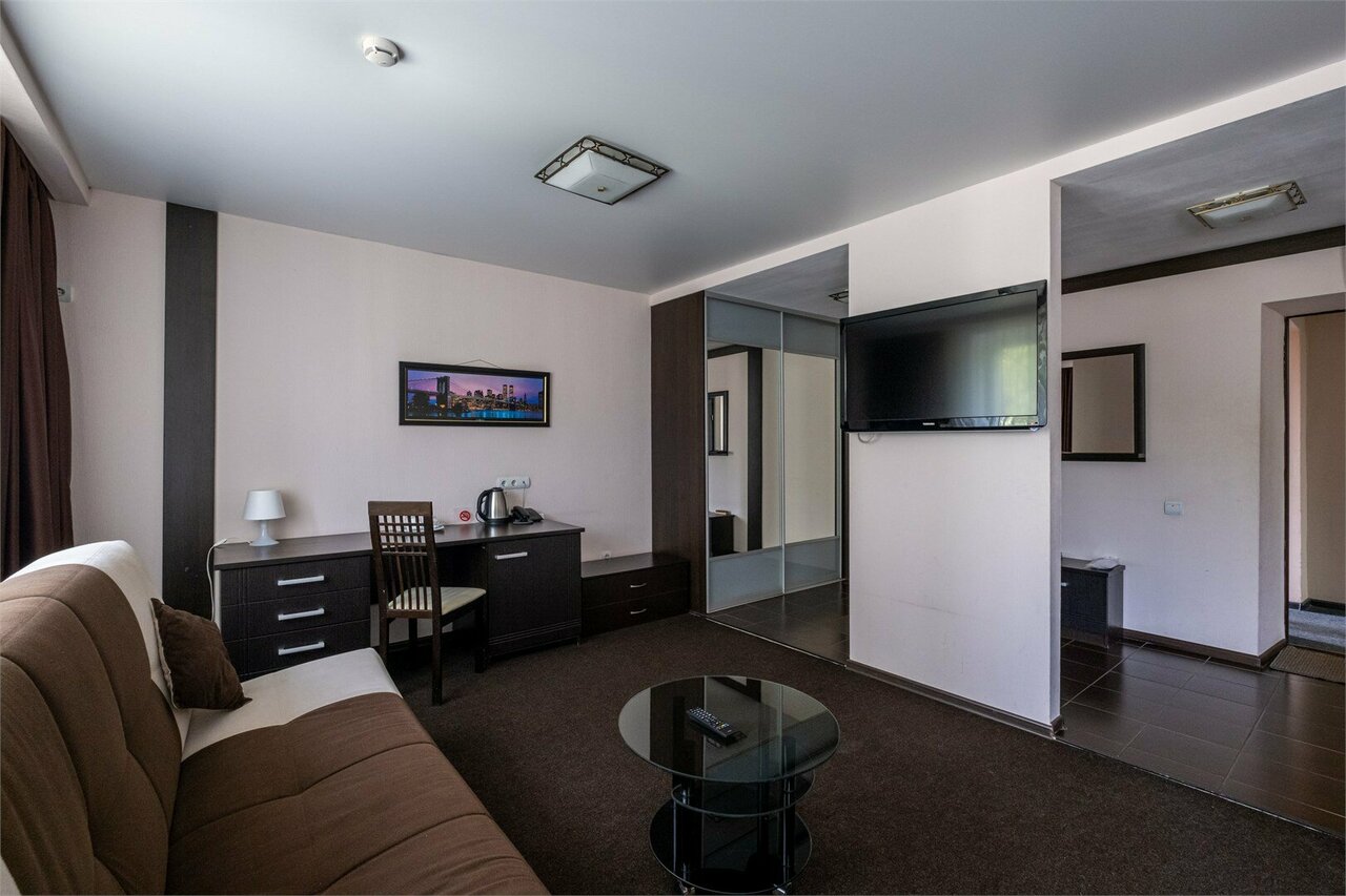 Гостиница Авиатор Казань