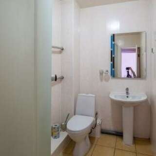 Гостиница Авиатор Казань Вторая категория трехместный (удобства в блоке)-3